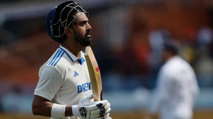 ಅರ್ಧಶತಕ ಬಾರಿಸಿ ಕ್ಲೀನ್ ಬೌಲ್ಡ್ ಆದ ರಾಹುಲ್; ವಿಡಿಯೋ ಅರ್ಧಶತಕ ಬಾರಿಸಿ ಕ್ಲೀನ್ ಬೌಲ್ಡ್ ಆದ ರಾಹುಲ್; ವಿಡಿಯೋ