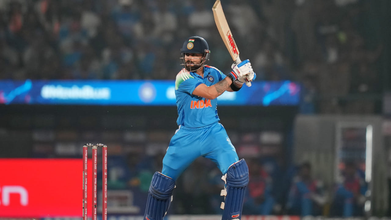 ಹೀಗಾಗಿ ಮುಂದಿನ ವಾರದ ಶ್ರೇಯಾಂಕವನ್ನು ಇಬ್ಬರೂ ಆಟಗಾರರು ಉಳಿದ ಎರಡು ಏಕದಿನ ಪಂದ್ಯಗಳಲ್ಲಿ ಹೇಗೆ ಪ್ರದರ್ಶನ ನೀಡುತ್ತಾರೆ ಎಂಬುದರ ಮೇಲೆ ನಿರ್ಧರಿಸಲಾಗುತ್ತದೆ. ಮಿಚೆಲ್ ಅವರನ್ನು ಹಿಂದಿಕ್ಕಲು ವಿರಾಟ್ ಸ್ಥಿರವಾಗಿ ರನ್ ಗಳಿಸಬೇಕಾಗುತ್ತದೆ.