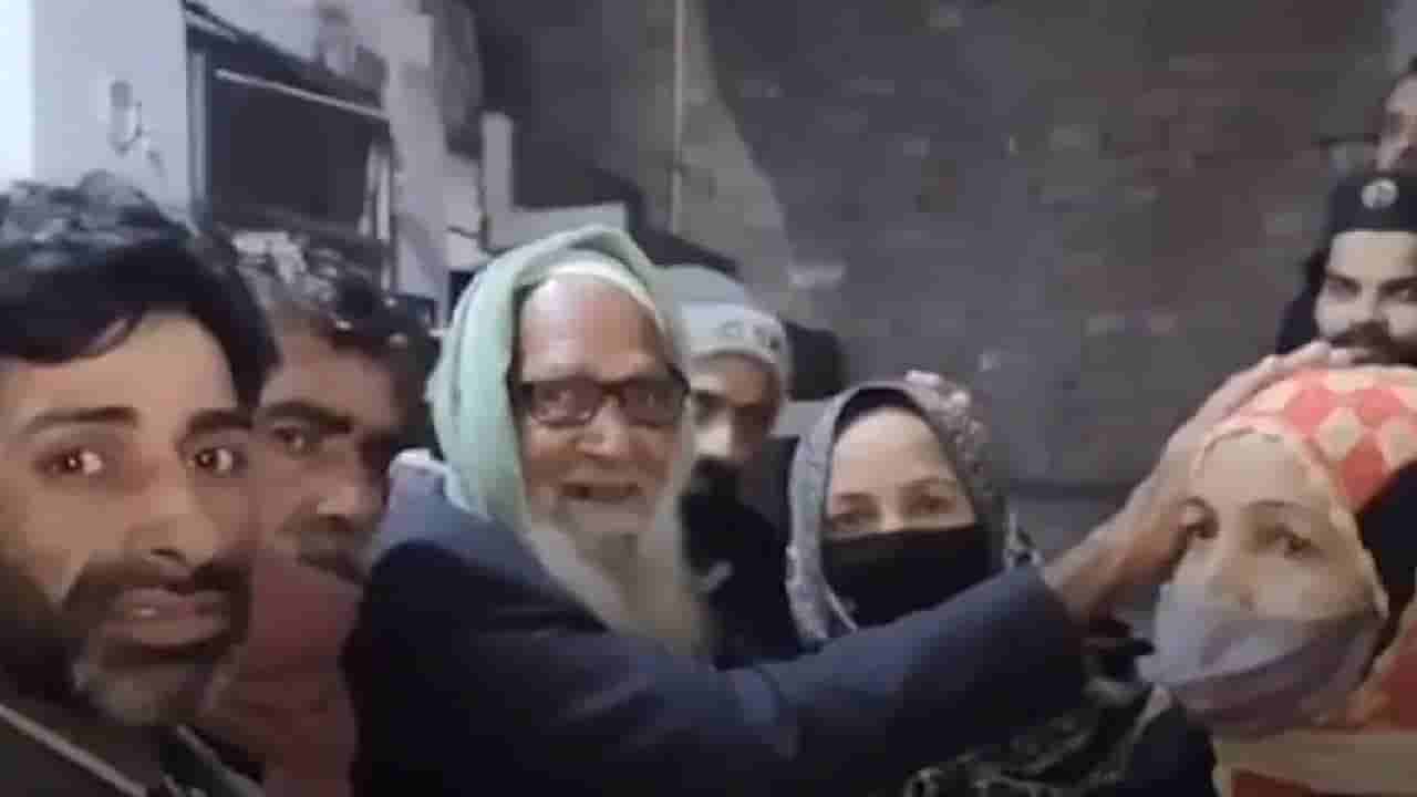 29 ವರ್ಷಗಳ ಹಿಂದೆ ಮೃತಪಟ್ಟಿದ್ದ ವ್ಯಕ್ತಿ ಎಸ್ಐಆರ್ಗಾಗಿ ಬದುಕಿ ಬಂದ್ರು