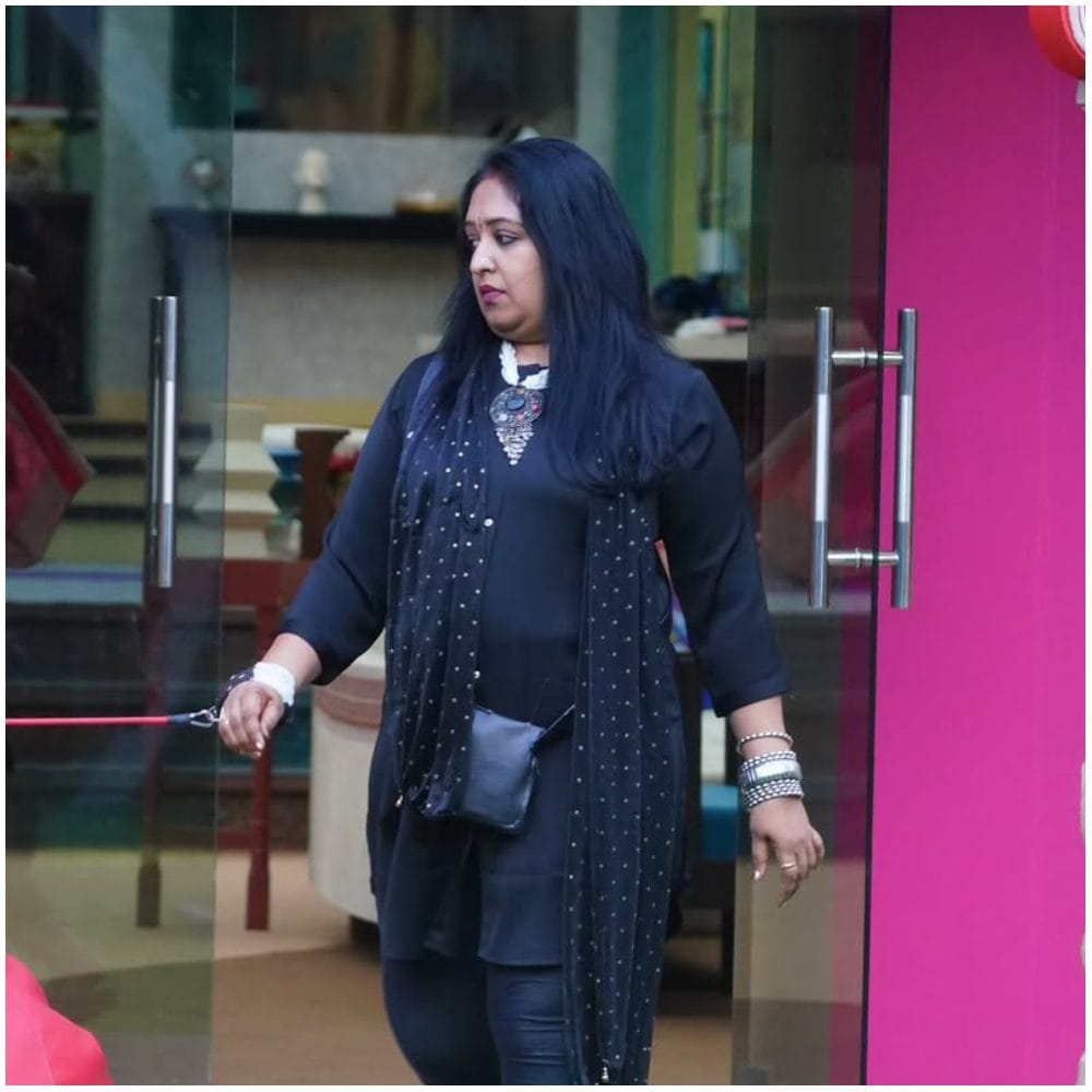 ಮಂಜು ಭಾಷಿಣಿ ಅವರು ಧಾರಾವಾಹಿ ಮೂಲಕ ಗಮನ ಸೆಳೆದವರು. ಅವರು ಬಿಗ್ ಬಾಸ್ ಮನೆಯಲ್ಲಿ ಇದ್ದಿದ್ದು 21 ದಿನ ಮಾತ್ರ. ಮೂರನೇ ವಾರ ನಡೆದ ಫಿನಾಲೆಯಲ್ಲಿ ಹೊರ ಹೋದರು. 