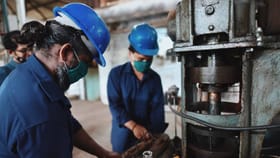 ಸಣ್ಣ ಉದ್ದಿಮೆಗಳನ್ನು ಬಲಪಡಿಸಲು ಬಜೆಟ್​ನಲ್ಲಿ ಕ್ರಮ?