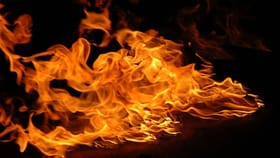 ಗಂಡನ ಜತೆ ಜಗಳ: 4 ವರ್ಷ ಮಗಳಿಗೂ ಬೆಂಕಿ ಹಚ್ಚಿ ಆತ್ಮಹತ್ಯೆ ಮಾಡಿಕೊಂಡ ಪತ್ನಿ