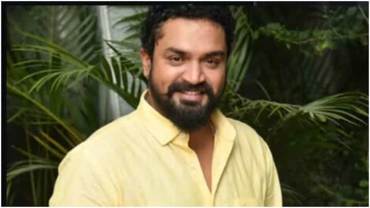 ಕುಡಿದು ಅಪಘಾತ ಮಾಡಿದ ಮಯೂರ್ ಪಟೇಲ್ಗೆ ಹೆಚ್ಚಿತು ಸಂಕಷ್ಟ ಕುಡಿದು ಅಪಘಾತ ಮಾಡಿದ ಮಯೂರ್ ಪಟೇಲ್ಗೆ ಹೆಚ್ಚಿತು ಸಂಕಷ್ಟ