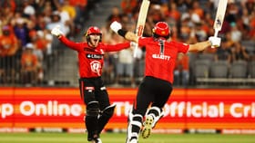 ಥ್ರಿಲ್ಲರ್ ಸೂಪರ್ ಥ್ರಿಲ್ಲರ್... ಕೊನೆಯ ಎಸೆತದಲ್ಲಿ ಸಿಕ್ಸ್, ಮ್ಯಾಚ್ ವಿನ್