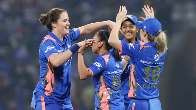 ಡೆಲ್ಲಿ ವಿರುದ್ಧ ಸುಲಭವಾಗಿ ಗೆದ್ದ ಮುಂಬೈ