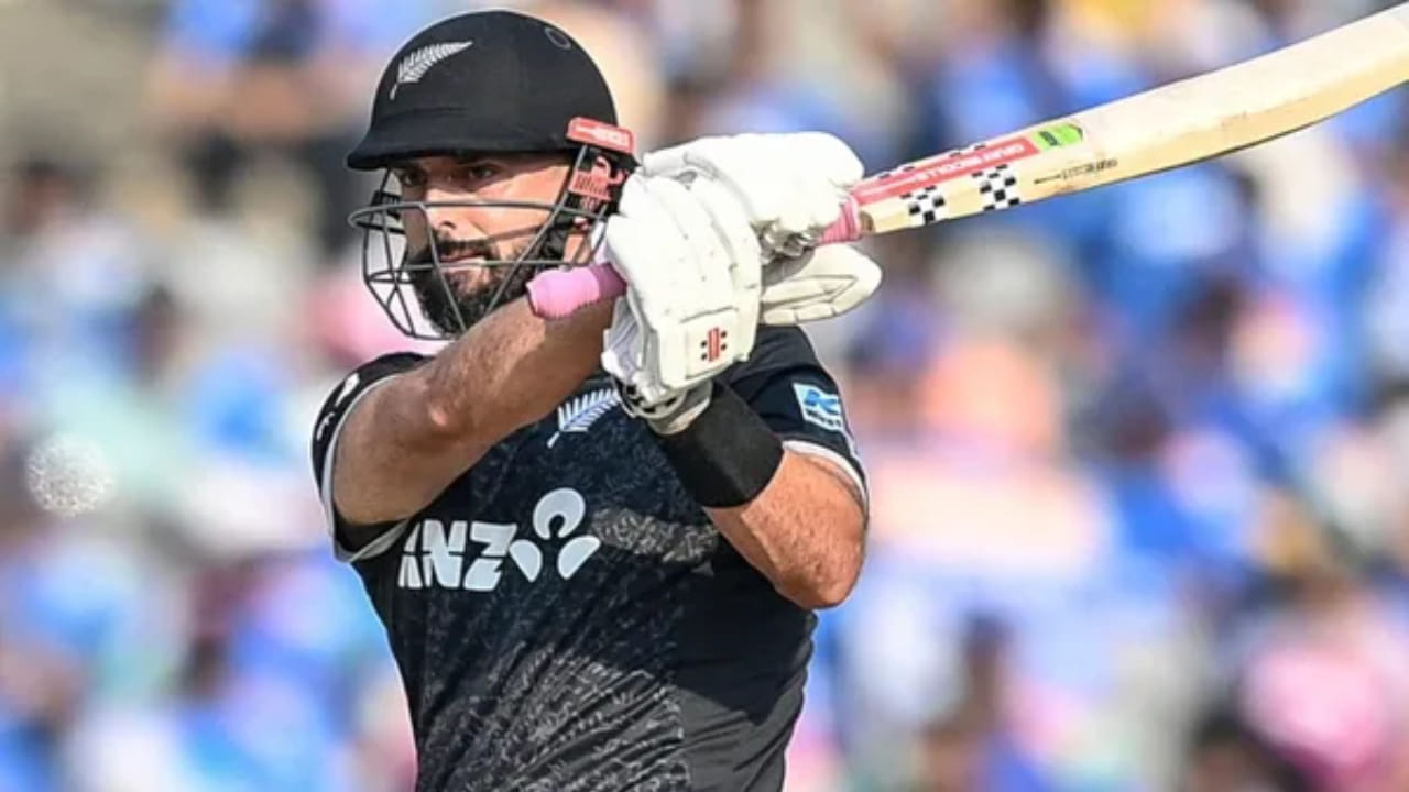 ಇದು ಭಾರತದ ವಿರುದ್ಧ ಏಕದಿನ ಪಂದ್ಯಗಳಲ್ಲಿ ಅವರ ಸತತ ನಾಲ್ಕನೇ 50 ಪ್ಲಸ್ ಸ್ಕೋರ್ ಆಗಿದೆ. ಇದರೊಂದಿಗೆ, ಅವರು ಏಕದಿನ ಪಂದ್ಯಗಳಲ್ಲಿ ಭಾರತದ ವಿರುದ್ಧ ಸತತ ಅತಿ ಹೆಚ್ಚು 50 ಪ್ಲಸ್ ಸ್ಕೋರ್ ಗಳಿಸಿದ ಎರಡನೇ ಕಿವೀಸ್ ಬ್ಯಾಟ್ಸ್‌ಮನ್ ಎಂಬ ಹೆಗ್ಗಳಿಕೆಗೆ ಪಾತ್ರರಾಗಿದ್ದಾರೆ.