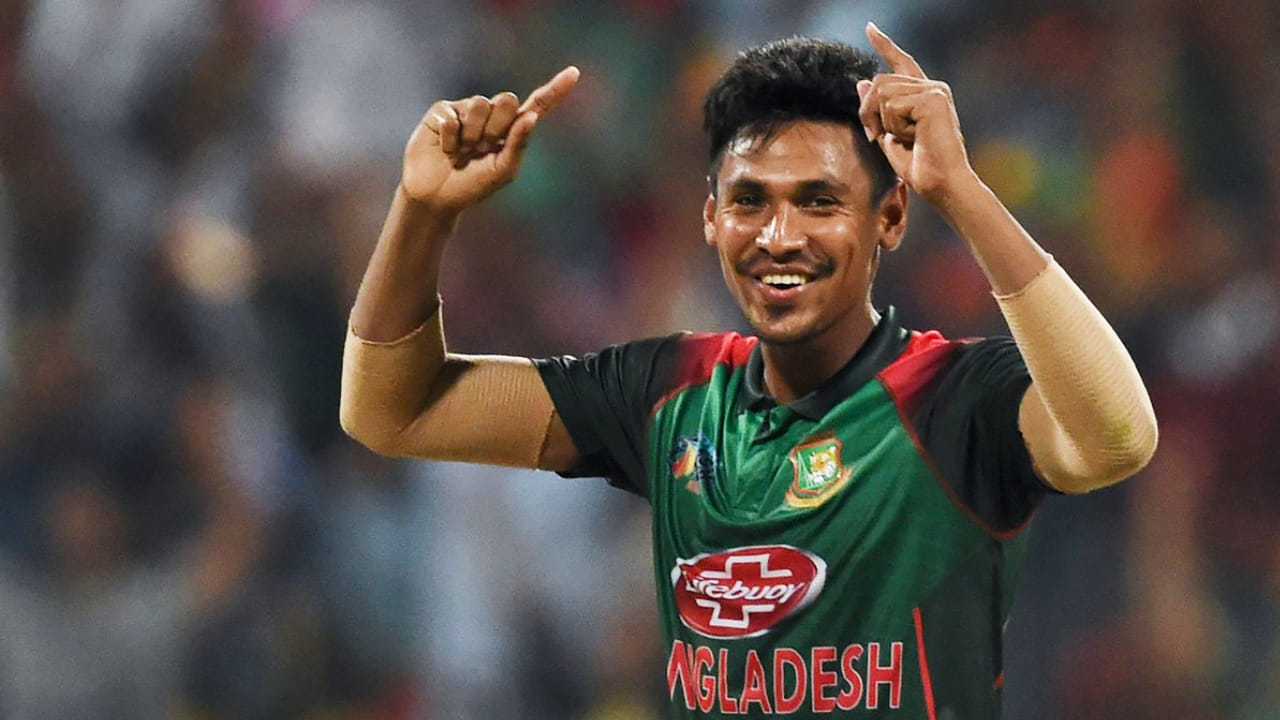 ಬಾಂಗ್ಲಾದೇಶ್ ತಂಡದ ಪ್ರಮುಖ ವೇಗಿ ಮುಸ್ತಫಿಝುರ್ ರೆಹಮಾನ್ (Mustafizur Rahman) ಅವರನ್ನು ಇಂಡಿಯನ್ ಪ್ರೀಮಿಯರ್ ಲೀಗ್​ನಿಂದ ಕೈ ಬಿಡಲಾಗಿದೆ. ಈ ಬಾರಿಯ ಐಪಿಎಲ್​ಗೆ ಕೊಲ್ಕತ್ತಾ ನೈಟ್ ರೈಡರ್ಸ್ ತಂಡದಲ್ಲಿ ಸ್ಥಾನ ಪಡೆದಿದ್ದ ಎಡಗೈ ವೇಗಿಯನ್ನು ರಿಲೀಸ್ ಮಾಡುವಂತೆ ಬಿಸಿಸಿಐ ಸೂಚಿಸಿತ್ತು.