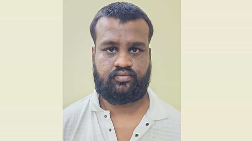 ತನ್ನ ತಂದೆ-ತಾಯಿ, ಸಹೋದರಿಯನ್ನು ಕೊಂದ ಯುವಕ: ಮಿಸ್ಸಿಂಗ್ ಕೇಸ್ ಕೊಡಲು ಹೋಗಿ ಸತ್ಯ ಕಕ್ಕಿದ ಭೂಪ!
