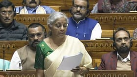 ಲೋಕಸಭೆಯಲ್ಲಿ ಆರ್ಥಿಕ ಸಮೀಕ್ಷೆ ವರದಿ ಮಂಡನೆ