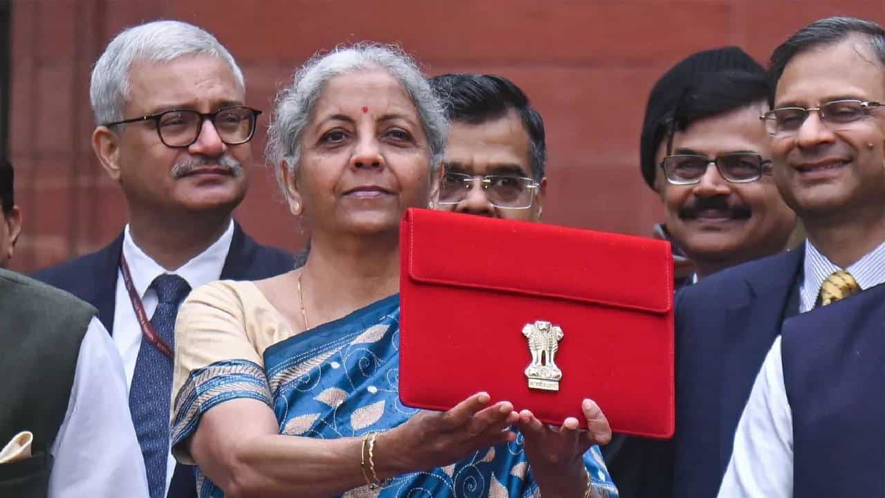 Union Budget 2026 Live Streaming: ಕೇಂದ್ರ ಬಜೆಟ್ ಭಾಷಣ ಸಮಯ, ಲೈವ್ ಸ್ಟ್ರೀಮಿಂಗ್, ಪಿಡಿಎಫ್ ಕಾಪಿ ಡೌನ್ಲೋಡ್ ಇತ್ಯಾದಿ ಮಾಹಿತಿ Union Budget 2026 Live Streaming: ಕೇಂದ್ರ ಬಜೆಟ್ ಭಾಷಣ ಸಮಯ, ಲೈವ್ ಸ್ಟ್ರೀಮಿಂಗ್, ಪಿಡಿಎಫ್ ಕಾಪಿ ಡೌನ್ಲೋಡ್ ಇತ್ಯಾದಿ ಮಾಹಿತಿ