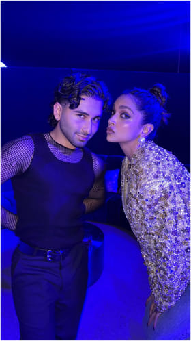 ದೀಪಿಕಾ ತಬ್ಬಿಕೊಂಡು ಬಟ್ಟೆ ಹರಿದುಕೊಂಡ ಒರಿ