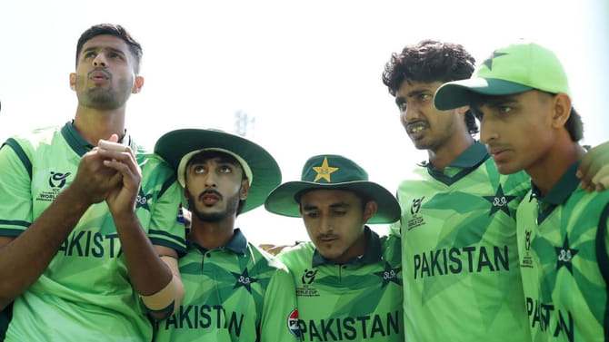 ಭಾರತದ ಕೈಯಲ್ಲಿದೆ ಪಾಕಿಸ್ತಾನದ ಸೆಮಿಫೈನಲ್ ಭವಿಷ್ಯ