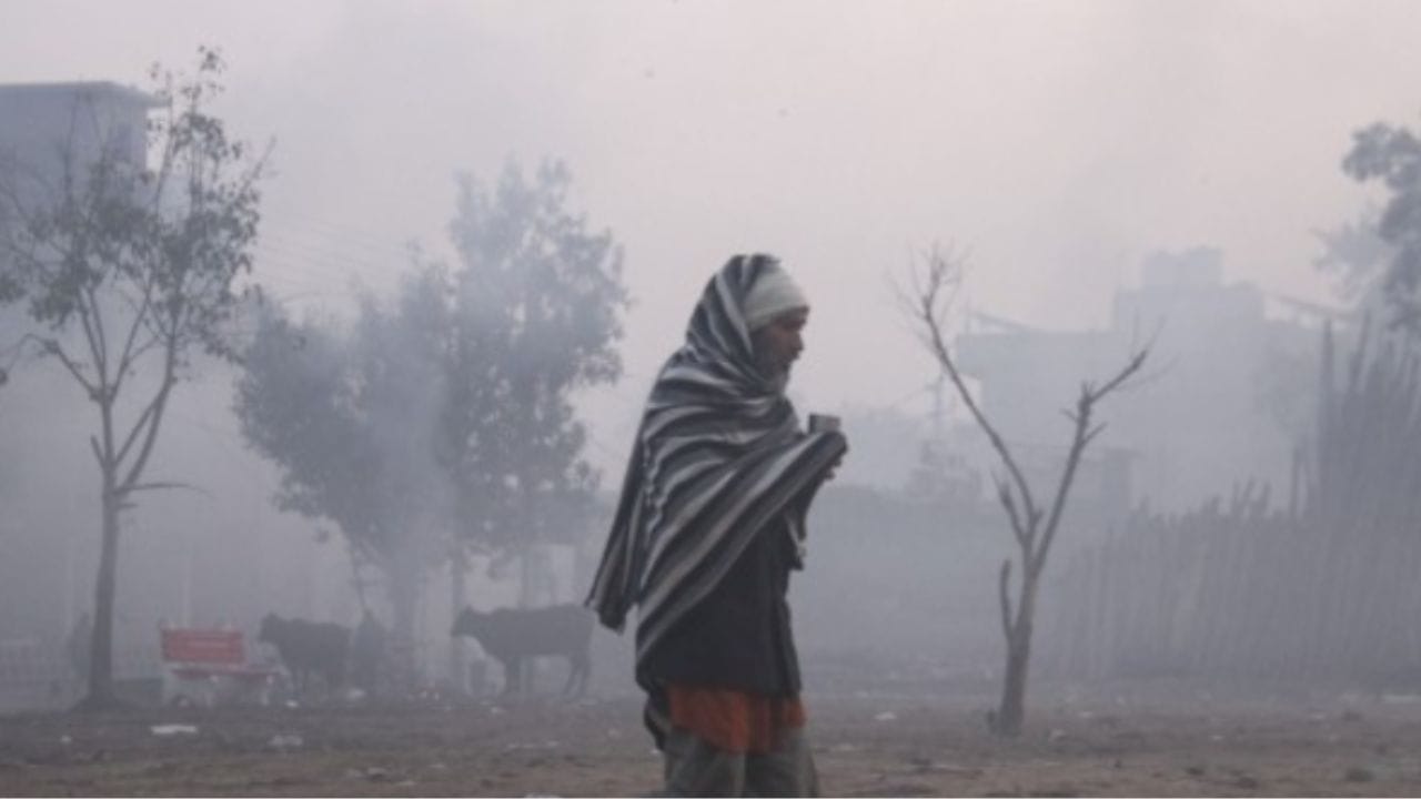 Karnataka Air Quality: ಬೆಂಗಳೂರು, ಮಂಗಳೂರು, ಮೈಸೂರು ಜನರೇ ಎಚ್ಚರ, ಗಾಳಿಯ ಗುಣಮಟ್ಟದಲ್ಲಿ ಭಾರೀ ಇಳಿಕೆ Karnataka Air Quality: ಬೆಂಗಳೂರು, ಮಂಗಳೂರು, ಮೈಸೂರು ಜನರೇ ಎಚ್ಚರ, ಗಾಳಿಯ ಗುಣಮಟ್ಟದಲ್ಲಿ ಭಾರೀ ಇಳಿಕೆ