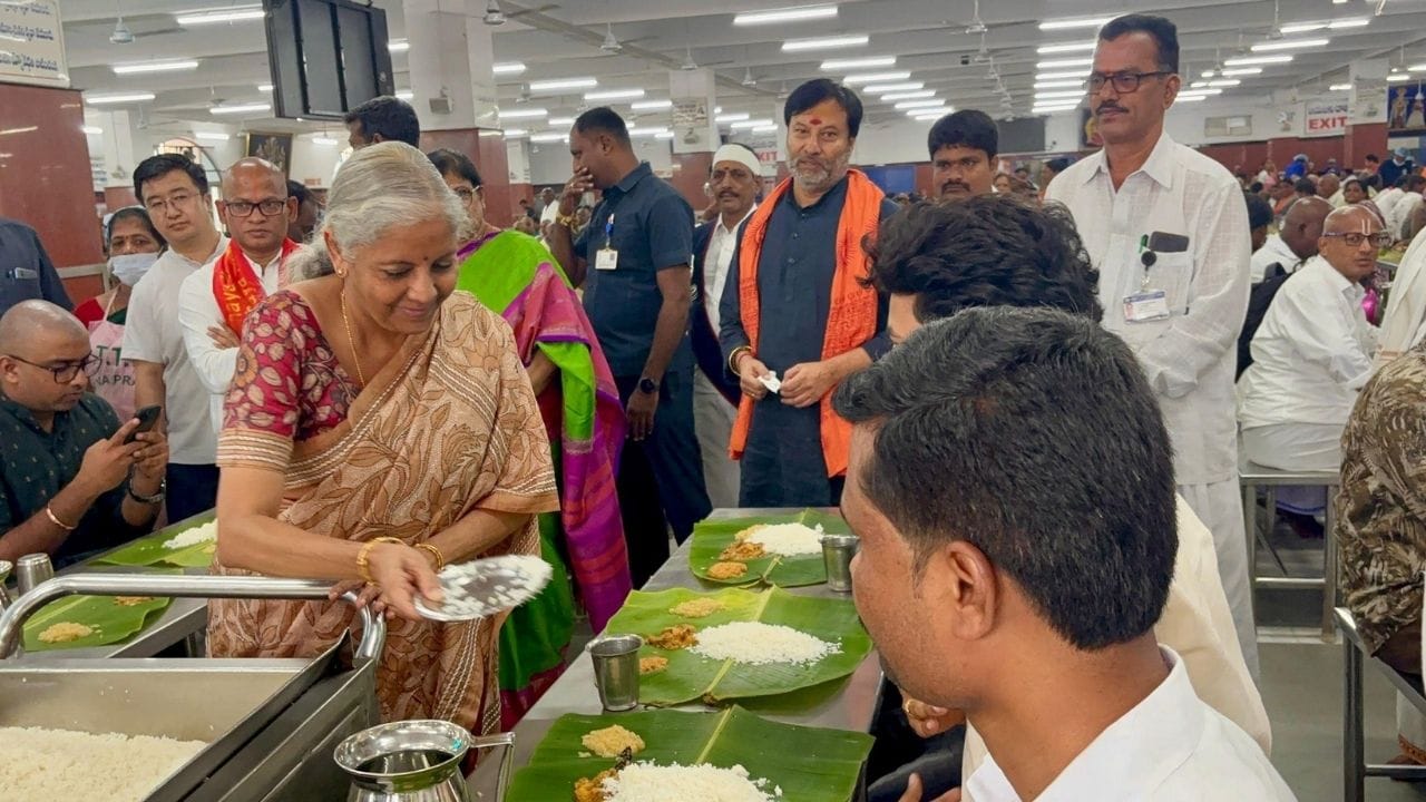 Pm Modi Opens Buddha Piprahwa (7)