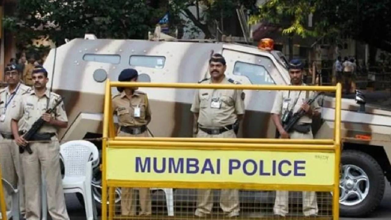 ಮಹಾರಾಷ್ಟ್ರದಲ್ಲಿ ಕಾಂಗ್ರೆಸ್ ಕಾರ್ಪೊರೇಟರ್ಗಳ ಅಪಹರಣಕ್ಕೆ ಮುಸುಕುಧಾರಿಗಳ ಯತ್ನ ಮಹಾರಾಷ್ಟ್ರದಲ್ಲಿ ಕಾಂಗ್ರೆಸ್ ಕಾರ್ಪೊರೇಟರ್ಗಳ ಅಪಹರಣಕ್ಕೆ ಮುಸುಕುಧಾರಿಗಳ ಯತ್ನ