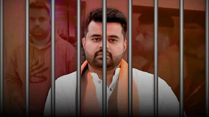 ಪ್ರಜ್ವಲ್ ರೇವಣ್ಣಗೆ ಶಿಕ್ಷೆ ಕೊಡಿಸಿದ ತನಿಖಾ ತಂಡಕ್ಕೆ ಭರ್ಜರಿ ಬಹುಮಾನ!