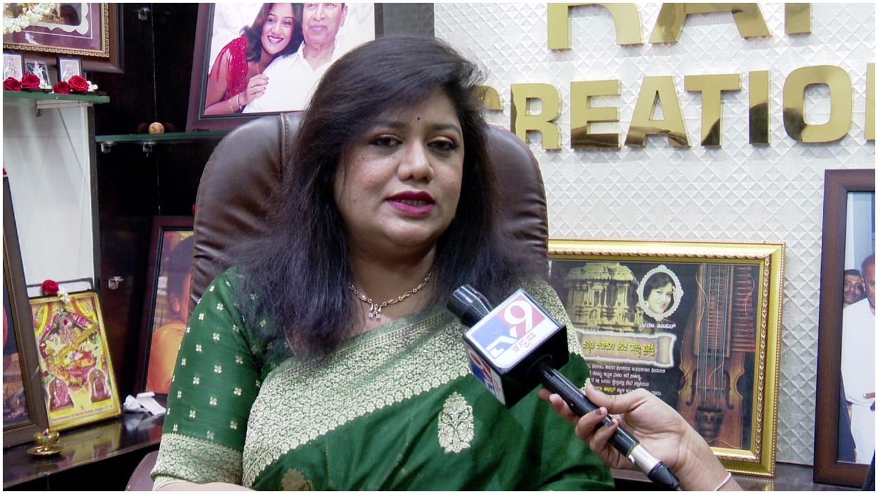 ಕಾಂತಾರ, ಕೆಜಿಎಫ್ ಸಿನಿಮಾಗಳಿಂದ ಮಾತ್ರ ಚಿತ್ರರಂಗ ಬೆಳೆಯಲ್ಲ: ಪ್ರಿಯಾ ಹಾಸನ್ ಕಾಂತಾರ, ಕೆಜಿಎಫ್ ಸಿನಿಮಾಗಳಿಂದ ಮಾತ್ರ ಚಿತ್ರರಂಗ ಬೆಳೆಯಲ್ಲ: ಪ್ರಿಯಾ ಹಾಸನ್