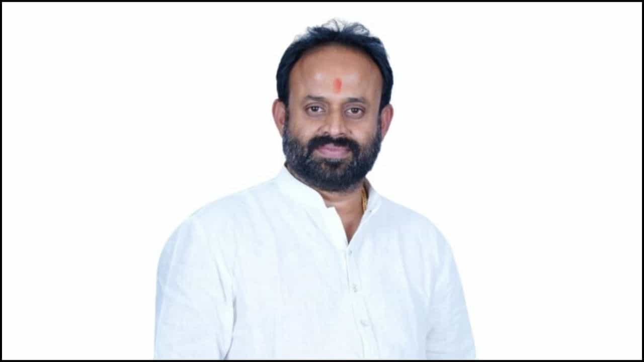 ರಾಜೀವ್ ಗೌಡ ವಿರುದ್ಧ ಮತ್ತೊಂದು ಆರೋಪ: ತಹಶೀಲ್ದಾರ್ಗೂ ನಿಂದಿಸಿದ್ದನಾ 'ಕೈ' ಮುಖಂಡ? ರಾಜೀವ್ ಗೌಡ ವಿರುದ್ಧ ಮತ್ತೊಂದು ಆರೋಪ: ತಹಶೀಲ್ದಾರ್ಗೂ ನಿಂದಿಸಿದ್ದನಾ 'ಕೈ' ಮುಖಂಡ?