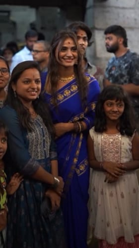 ಚಾಮುಂಡೇಶ್ವರಿ ದೇವಾಲಯಕ್ಕೆ ಭೇಟಿ ನೀಡಿದ ರಾಶಿಕಾ: ವಿಡಿಯೋ