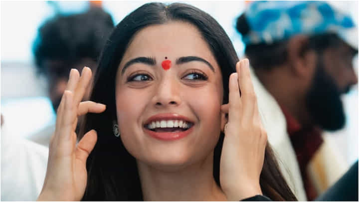 ಕೊಡಗು ಜಿಲ್ಲೆಯ ನಂಬರ್ ಒನ್ ಟ್ಯಾಕ್ಸ್ ಪೇಯರ್ ರಶ್ಮಿಕಾ ಮಂದಣ್ಣ ಕೊಡಗು ಜಿಲ್ಲೆಯ ನಂಬರ್ ಒನ್ ಟ್ಯಾಕ್ಸ್ ಪೇಯರ್ ರಶ್ಮಿಕಾ ಮಂದಣ್ಣ
