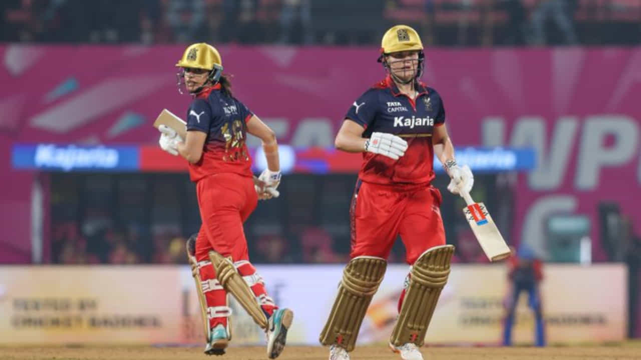 WPL 2026: ಸತತ 4ನೇ ಗೆಲುವು; ಸ್ಮೃತಿ ಸುನಾಮಿಗೆ ದಿವಾಳಿಯಾದ ದೆಹಲಿ WPL 2026: ಸತತ 4ನೇ ಗೆಲುವು; ಸ್ಮೃತಿ ಸುನಾಮಿಗೆ ದಿವಾಳಿಯಾದ ದೆಹಲಿ