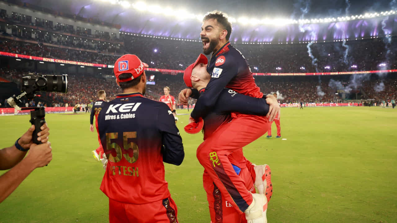 IPL 2026: ಚಿನ್ನಸ್ವಾಮಿಯಲ್ಲಿ ಪಂದ್ಯಗಳನ್ನಾಡಲು ಒಪ್ಪಿಗೆ ಸೂಚಿಸಿದ ಆರ್ಸಿಬಿ ಫ್ರಾಂಚೈಸಿ..! ಆದರೆ? IPL 2026: ಚಿನ್ನಸ್ವಾಮಿಯಲ್ಲಿ ಪಂದ್ಯಗಳನ್ನಾಡಲು ಒಪ್ಪಿಗೆ ಸೂಚಿಸಿದ ಆರ್ಸಿಬಿ ಫ್ರಾಂಚೈಸಿ..! ಆದರೆ?