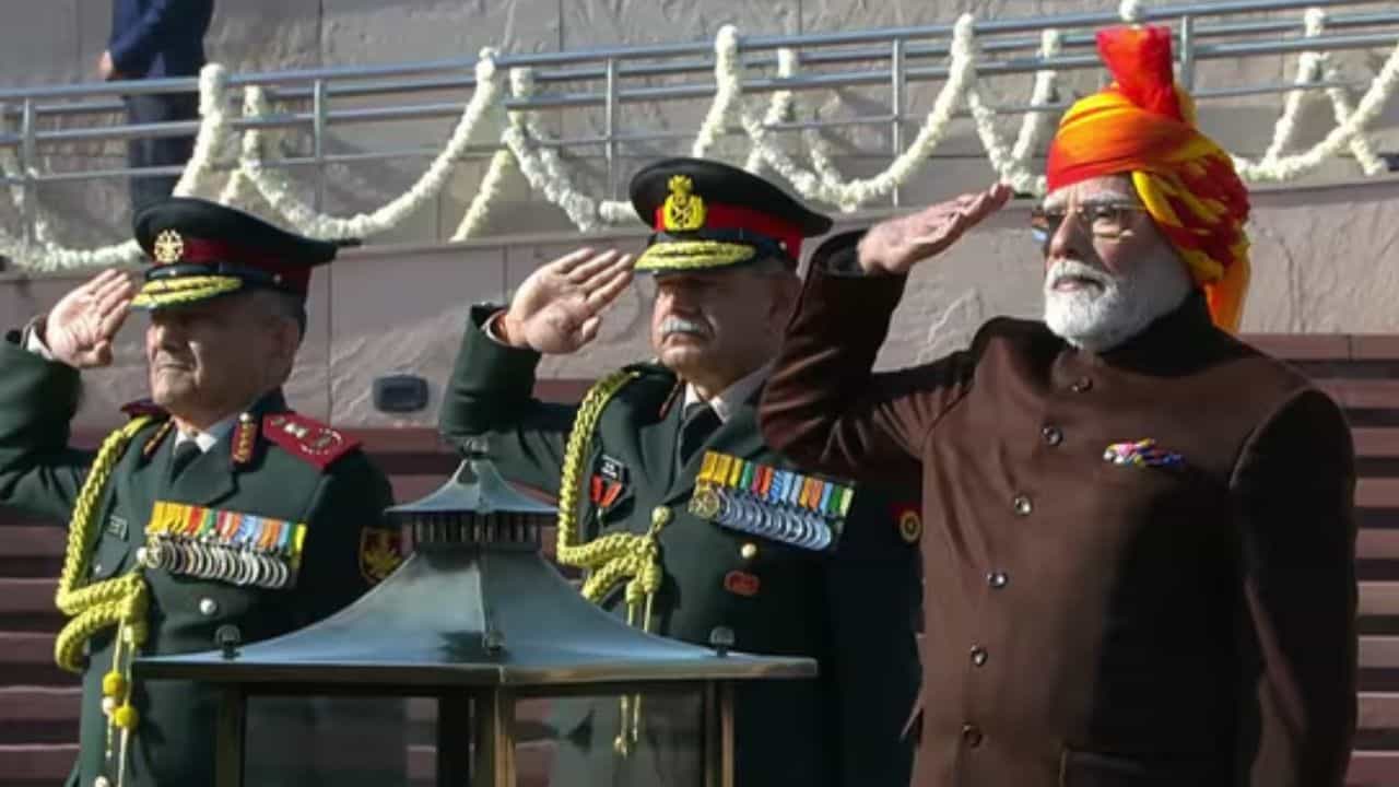 Republic Day Parade 2026 LIVE:  77ನೇ ಗಣರಾಜ್ಯೋತ್ಸವದ ಸಂಭ್ರಮದಲ್ಲಿ ಭಾಗವಹಿಸಿದ ಪ್ರಧಾನಿ ಮೋದಿ, ವಿದೇಶಿ ಗಣ್ಯರು