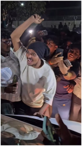 ರಿಷಾ ಗೌಡ ನೋಡಲು ಮುಗಿಬಿದ್ದ ಅಭಿಮಾನಿಗಳು