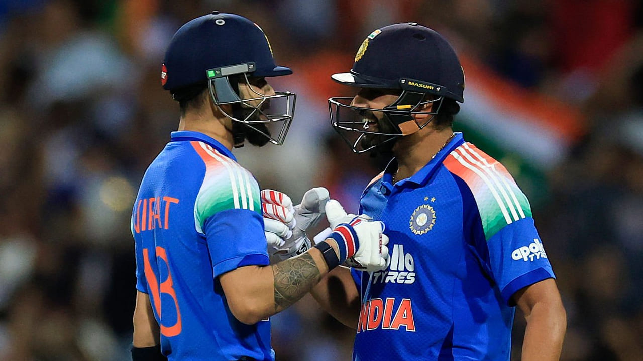 ಅಂದರೆ ಇಂಡಿಯನ್ ಪ್ರೀಮಿಯರ್ ಲೀಗ್​​ ಮುಕ್ತಾಯದವರೆಗೆ ಟೀಮ್ ಇಂಡಿಯಾ ಯಾವುದೇ ಏಕದಿನ ಸರಣಿ ಆಡುವುದಿಲ್ಲ. ಹೀಗಾಗಿ ರೋಹಿತ್ ಶರ್ಮಾ ಹಾಗೂ ವಿರಾಟ್ ಕೊಹ್ಲಿಯನ್ನು ಟೀಮ್ ಇಂಡಿಯಾ ಜೆರ್ಸಿಯಲ್ಲಿ ನೋಡಲು ಮುಂದಿನ ಜೂನ್​​ವರೆಗೆ ಕಾಯಲೇಬೇಕು. 