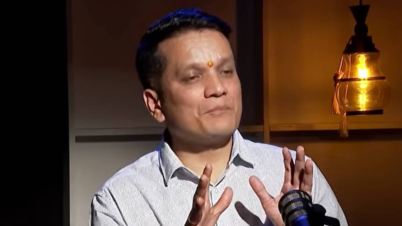 Best Investments: ಚಿನ್ನ, ಬೆಳ್ಳಿ ಮತ್ತು ಷೇರು- ಹೂಡಿಕೆಗೆ ಈ ಮೂರರಲ್ಲಿ ಯಾವುದು ಉತ್ತಮ? Best Investments: ಚಿನ್ನ, ಬೆಳ್ಳಿ ಮತ್ತು ಷೇರು- ಹೂಡಿಕೆಗೆ ಈ ಮೂರರಲ್ಲಿ ಯಾವುದು ಉತ್ತಮ?