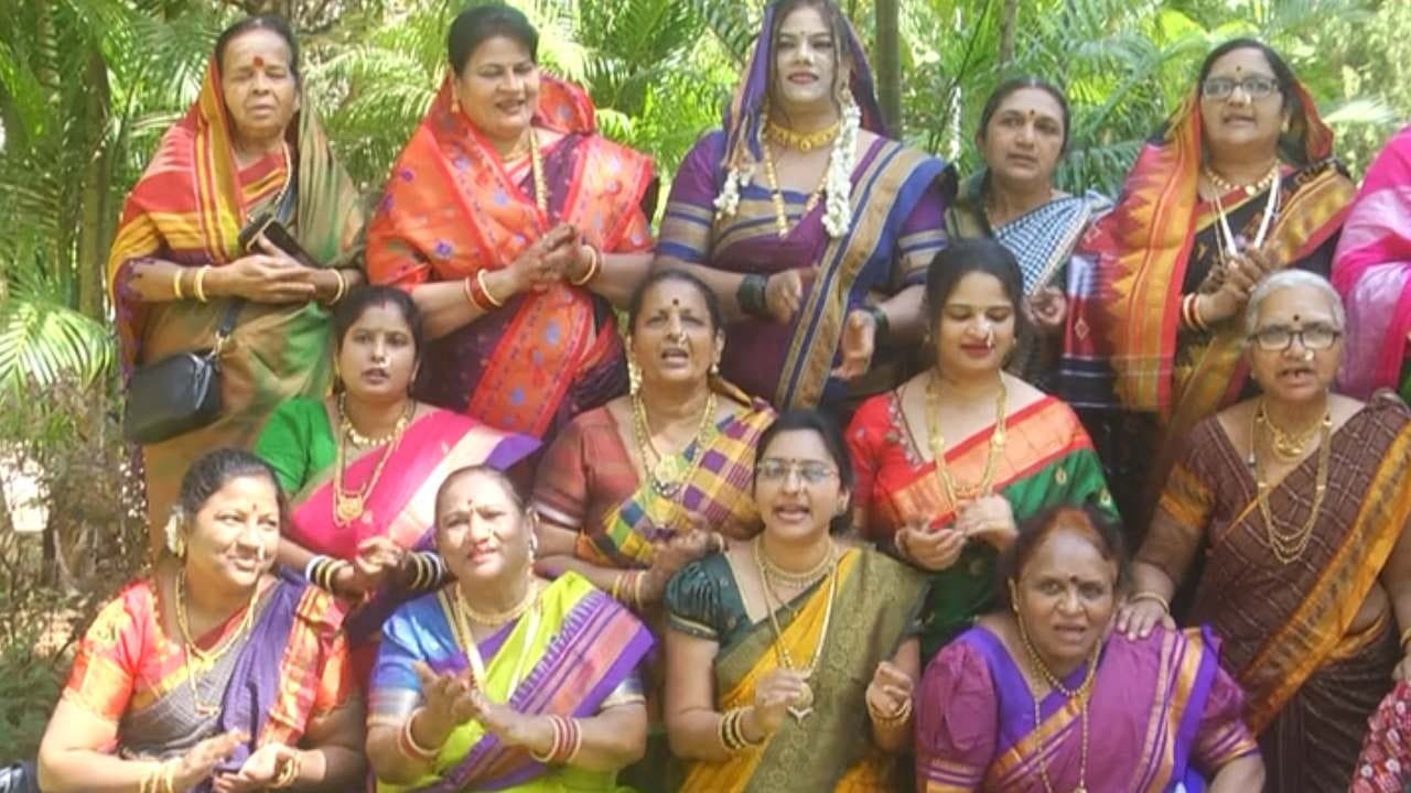 ಮಹಿಳೆಯರೆಲ್ಲರೂ ಸಾಂಪ್ರದಾಯಿಕ ಉಡುಗೆಯಲ್ಲಿ ಕಂಗೊಳಿಸುತ್ತಿದ್ದರು. ಬಳೆ, ನತ್ತು, ಬೋರಮಳ, ಬೆಂಡೋಲೆ, ಡಾಬು ಧರಿಸಿ ಬಂದಿದ್ದ ಮಹಿಳೆಯರ ಸಂಭ್ರಮ ಹೇಳತೀರದ್ದಾಗಿತ್ತು. ಪರಸ್ಪರ ಎಳ್ಳು-ಬೆಲ್ಲ ಹಂಚಿ ಸಂಭ್ರಮಿಸಿದರು. ಪ್ರತಿವರ್ಷವೂ ಸಂಭ್ರಮದಿಂದ ಸಂಕ್ರಾಂತಿ ಆಚರಿಸುವ ಜಾನಪದ ಸಂಶೋಧನಾ ಕೇಂದ್ರದ ಸದಸ್ಯರು ಈ ಬಾರಿಯೂ ಆಚರಿಸಿ ಖುಷಿಪಟ್ಟರು.
