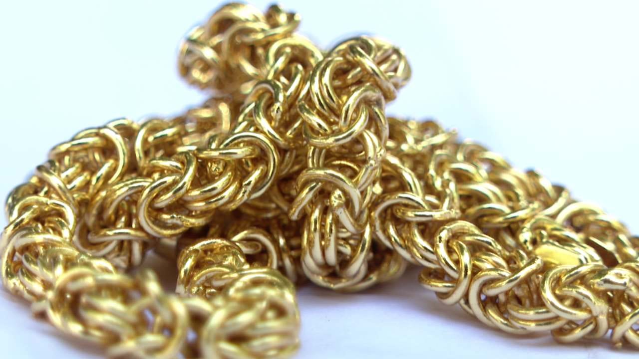 ಅಡವಿಟ್ಟಾಗ ಅಸಲಿ, ಬ್ಯಾಂಕ್ನಿಂದ ಬಿಡಿಸಿಕೊಂಡಾಗ ನಕಲಿ ಚಿನ್ನ: SBI ಬ್ಯಾಂಕ್ನಿಂದ ಮೋಸ ಅಡವಿಟ್ಟಾಗ ಅಸಲಿ, ಬ್ಯಾಂಕ್ನಿಂದ ಬಿಡಿಸಿಕೊಂಡಾಗ ನಕಲಿ ಚಿನ್ನ: SBI ಬ್ಯಾಂಕ್ನಿಂದ ಮೋಸ