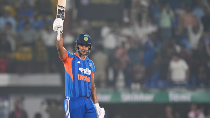 15 ಎಸೆತಗಳಲ್ಲಿ ಅರ್ಧಶತಕ ಬಾರಿಸಿದ ಶಿವಂ ದುಬೆ