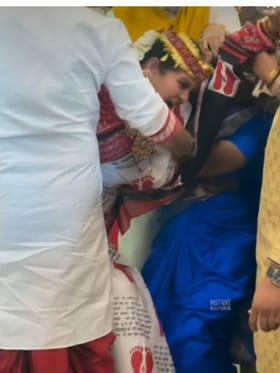 ಭಜನೆ ವೇಳೆ ಈ ಖ್ಯಾತ ನಟಿಗೆ ಏನಾಯಿತು?