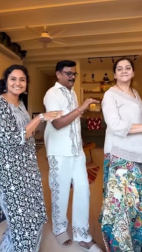 ಕುಟುಂಬದೊಟ್ಟಿಗೆ ‘ಧುರಂಧರ್’ ಹಾಡಿಗೆ ಸುಧಾರಾಣಿ ಸ್ಟೆಪ್ಪು: ವಿಡಿಯೋ