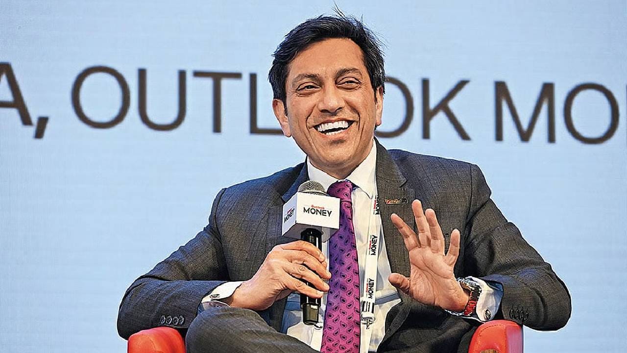 ‘ಸೆಕ್ಷನ್ 80ಸಿ, 80ಸಿಸಿಸಿ, 80ಸಿಸಿಡಿ ಅಡಿಯಲ್ಲಿ ಟ್ಯಾಕ್ಸ್ ಇನ್ಸೆಂಟಿವ್​ಗಳನ್ನು ನೀಡುವುದರಿಂದ ಇನ್ಷೂರೆನ್ಸ್ ಬಳಕೆ ಮತ್ತು ದೀರ್ಘಾವಧಿ ಹಣ ಉಳಿತಾಯಕ್ಕೆ ಪ್ರೇರಣೆ ಸಿಗಬಹುದು. ಟರ್ಮ್ ಇನ್ಷೂರೆನ್ಸ್​ಗೆಯೇ ಪ್ರತ್ಯೇಕ ಟ್ಯಾಕ್ಸ್ ಡಿಡಕ್ಷನ್ ತರಬೇಕು’ ಎಂದು ಎಕ್ಸಿಸ್ ಮ್ಯಾಕ್ಸ್ ಲೈಫ್ ಇನ್ಷೂರೆನ್ಸ್ ಸಂಸ್ಥೆಯ ಸಿಇಒ ಸುಮಿತ್ ಮದನ್ ಹೇಳಿದ್ದಾರೆ.