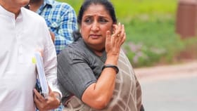 ಮಹಾರಾಷ್ಟ್ರದ ಮೊದಲ ಮಹಿಳಾ ಡಿಸಿಎಂ ಆದ ಸುನೇತ್ರಾ