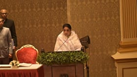 ಮಹಾರಾಷ್ಟ್ರದ ಮೊದಲ ಮಹಿಳಾ ಡಿಸಿಎಂ ಆದ ಸುನೇತ್ರಾ