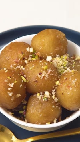 ಸಿಹಿ ಗೆಣಸಿನಿಂದ ಸಿಂಪಲ್ ಆಗಿ ಗುಲಾಬ್ ಜಾಮೂನ್ ಮಾಡಿ