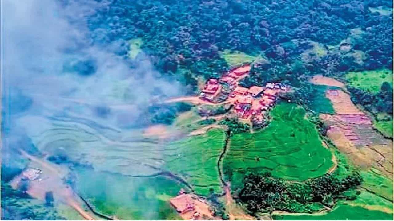 ಅರಣ್ಯ ಸಂರಕ್ಷಿತ ಪ್ರದೇಶದಲ್ಲಿ ಅಕ್ರಮ ಪ್ರವೇಶ ಮಾಡಿ ಚಿತ್ರೀಕರಣ: ಯೂಟ್ಯೂಬರ್ಗೆ ಶಾಕ್ ಕೊಟ್ಟ ಇಲಾಖೆ ಅರಣ್ಯ ಸಂರಕ್ಷಿತ ಪ್ರದೇಶದಲ್ಲಿ ಅಕ್ರಮ ಪ್ರವೇಶ ಮಾಡಿ ಚಿತ್ರೀಕರಣ: ಯೂಟ್ಯೂಬರ್ಗೆ ಶಾಕ್ ಕೊಟ್ಟ ಇಲಾಖೆ