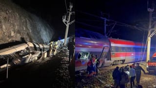 ಹಾಸನ-ಸೋಲಾಪುರ ಎಕ್ಸ್​ಪ್ರೆಸ್​ ರೈಲಿನಲ್ಲಿ ನೀರಿಲ್ಲದೇ ಪ್ರಯಾಣಿಕರ ಪರದಾಟ