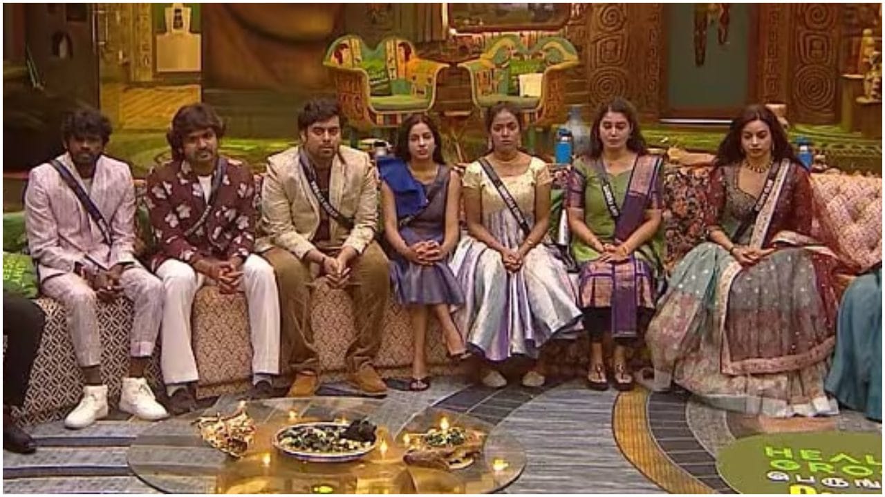 ‘ಬಿಗ್ ಬಾಸ್ ತಮಿಳು ಸೀಸನ್ 9’ ನಡೆಯುತ್ತಿದೆ. ತಮಿಳು ಬಿಗ್ ಬಾಸ್ ಇತಿಹಾಸದಲ್ಲಿ ಇದೇ ಮೊದಲ ಬಾರಿಗೆ ಇಬ್ಬರಿಗೆ ರೆಡ್ ಕಾರ್ಡ್ ಕೊಟ್ಟು ಮನೆಯಿಂದ ಹೊರಕ್ಕೆ ಕಳುಹಿಸಲಾಗಿದೆ. ಈ ಘಟನೆ ಚರ್ಚೆಯನ್ನು ಹುಟ್ಟುಹಾಕಿದೆ. ಇದು ಸರಿಯಾದ ನಿರ್ಧಾರ ಎಂದು ಅನೇಕರು ಹೇಳಿದ್ದಾರೆ. 