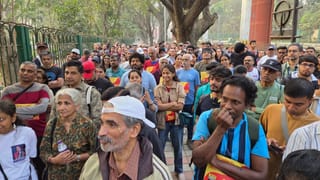 ಬಳ್ಳಾರಿಯಲ್ಲಿ ಬ್ಯಾನರ್​ ಗಲಾಟೆ: ಜನಾರ್ದನ ರೆಡ್ಡಿ ಮನೆ ಮುಂದೆ ಫೈರಿಂಗ್; ಕಾಂಗ್ರೆಸ್​​ ಕಾರ್ಯಕರ್ತ ಸಾವು