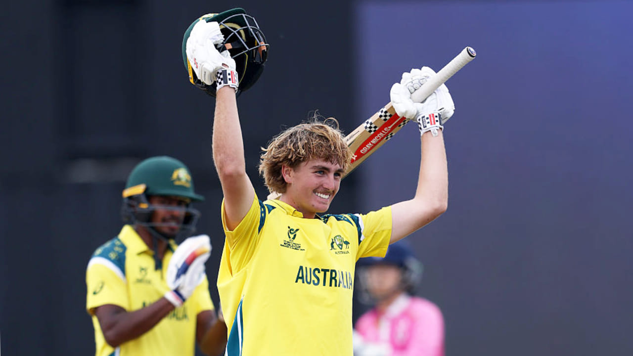 ಅಂಡರ್-19 ವಿಶ್ವಕಪ್​​ನಲ್ಲಿ ಹೊಸ ವಿಶ್ವ ದಾಖಲೆ ನಿರ್ಮಾಣವಾಗಿದೆ. ಈ ದಾಖಲೆ ನಿರ್ಮಿಸಿರುವುದು ಆಸ್ಟ್ರೇಲಿಯಾದ ಯುವ ದಾಂಡಿಗ ವಿಲ್ ಮಲಾಚೆಕ್ (Will Malajczuk). ಅದು ಕೂಡ ಸಿಡಿಲಬ್ಬರದ ಸೆಂಚುರಿ ಸಿಡಿಸುವ ಮೂಲಕ ಎಂಬುದು ವಿಶೇಷ. 