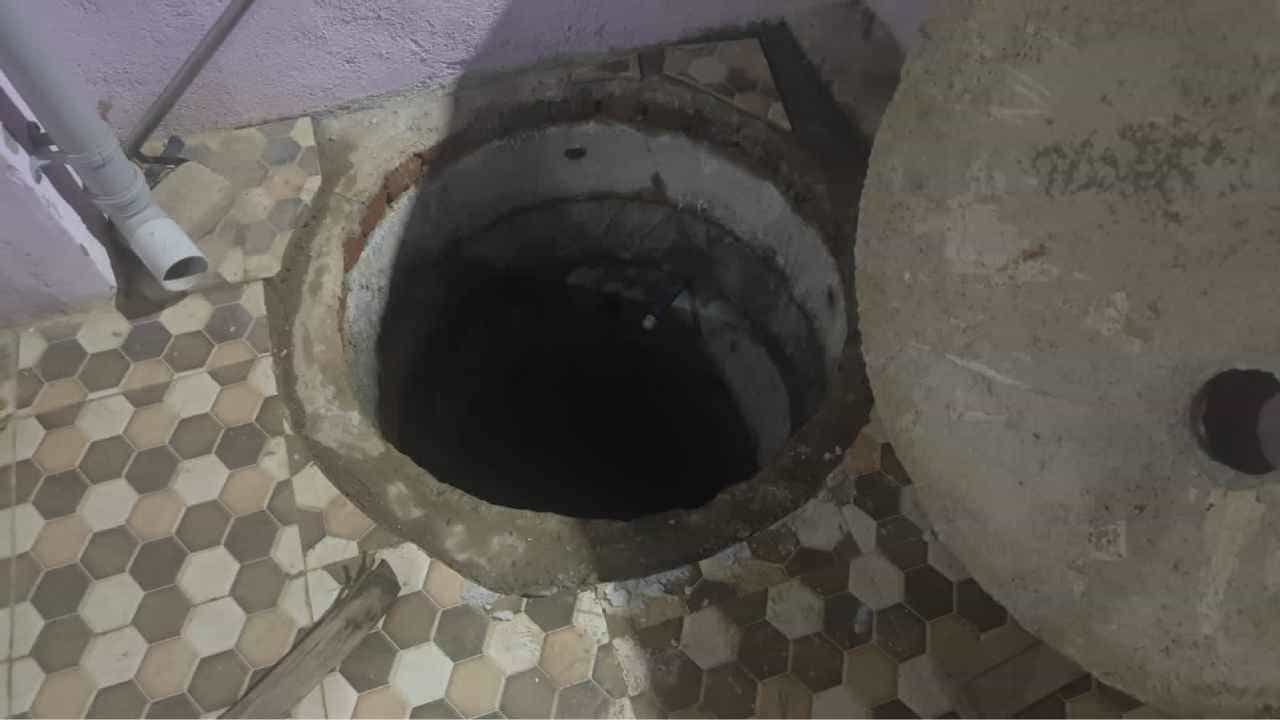 ಬೆಂಗಳೂರಿನಲ್ಲಿ ಮೂವರನ್ನು ಬಲಿ ಪಡೆದ ಮಳೆ ನೀರಿನ ಇಂಗು ಗುಂಡಿ ಬೆಂಗಳೂರಿನಲ್ಲಿ ಮೂವರನ್ನು ಬಲಿ ಪಡೆದ ಮಳೆ ನೀರಿನ ಇಂಗು ಗುಂಡಿ
