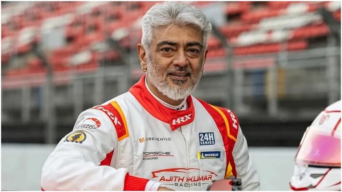 ‘ಸರಿಯಾಗಿ ವರ್ತಿಸಿ, ಇದು ಥಿಯೇಟರ್ ಅಲ್ಲ’; ಅಭಿಮಾನಿಗಳ ಮೇಲೆ ಕೂಗಾಡಿದ ಅಜಿತ್