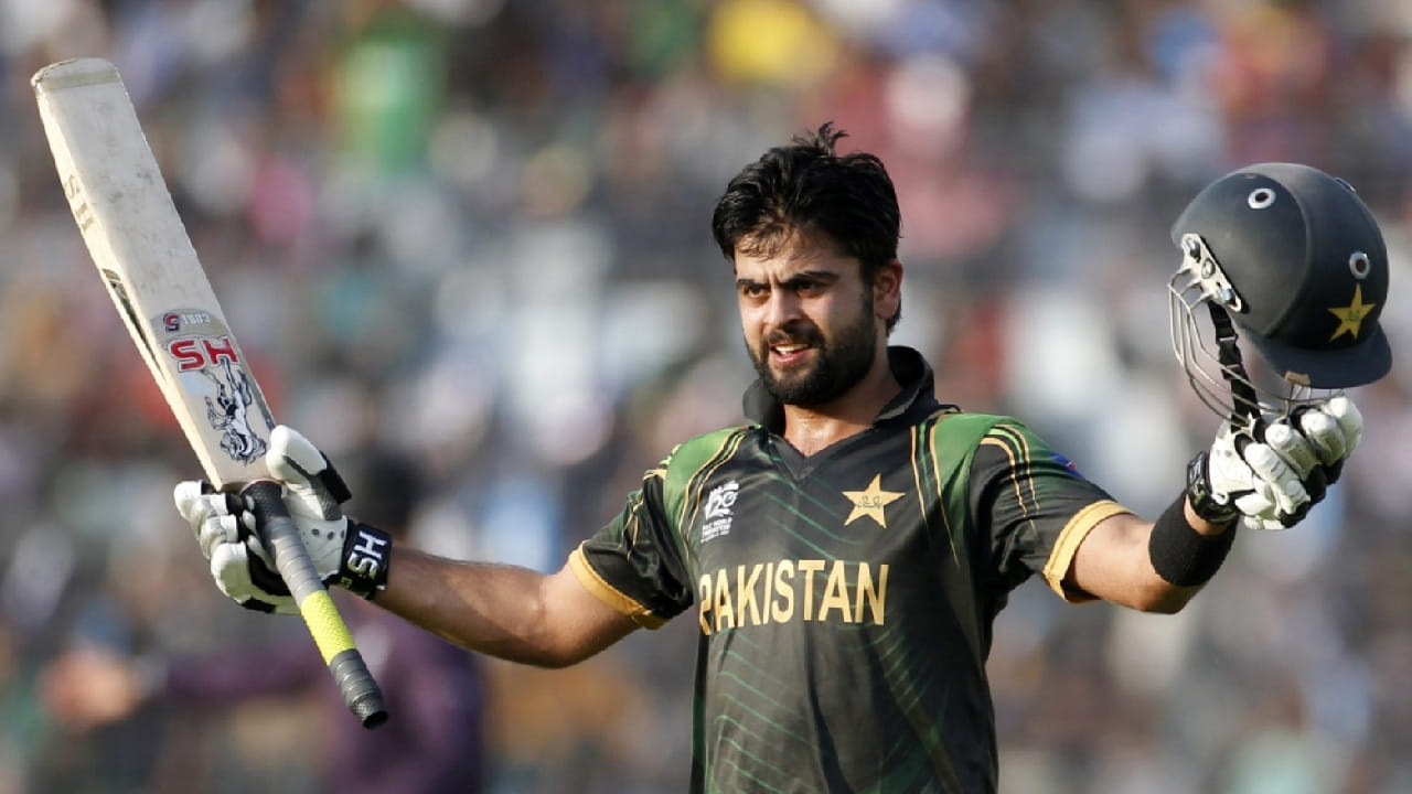 ಇದಕ್ಕೂ ಮುನ್ನ ಈ ಭರ್ಜರಿ ದಾಖಲೆ ಪಾಕಿಸ್ತಾನದ ಅಹ್ಮದ್ ಶೆಹಝಾದ್ ಹೆಸರಿನಲ್ಲಿತ್ತು. 2014 ರ ಟಿ20 ವಿಶ್ವಕಪ್​ನಲ್ಲಿ ಬಾಂಗ್ಲಾದೇಶ್ ವಿರುದ್ಧ 22 ವರ್ಷದ ಅಹ್ಮದ್ ಶೆಹಝಾದ್ ಶತಕ ಸಿಡಿಸಿ ಈ ವಿಶ್ವ ದಾಖಲೆಯನ್ನು ನಿರ್ಮಿಸಿದ್ದರು. ಇದೀಗ ಯುವರಾಜ್ ಸಮ್ರಾ ಈ ದಾಖಲೆ ಮುರಿದಿದ್ದಾರೆ.