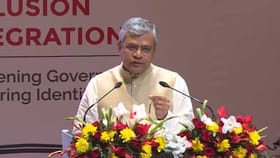 ಕಂಟೆಂಟ್ ಕ್ರಿಯೇಟರ್ಸ್​ಗೆ ಸರಿಯಾದ ಹಣ ಕೊಡಿ: ಸಚಿವ ವೈಷ್ಣವ್