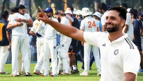 ಆಖಿಬ್ ನಬಿ ಮಾರಕ ಬೌಲಿಂಗ್: ಹೊಸ ಇತಿಹಾಸ ನಿರ್ಮಿಸಿದ ಜಮ್ಮು-ಕಾಶ್ಮೀರ