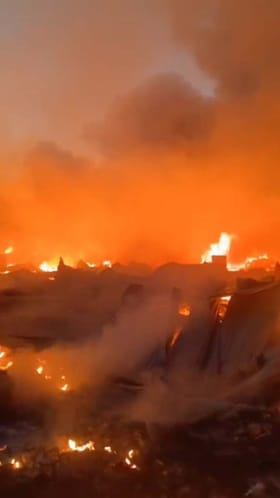 ಅಕ್ರಮ ಬಾಂಗ್ಲಾ ವಲಸಿಗರಿದ್ದ ಖಾಲಿ ಶೆಡ್‌ಗಳಿಗೆ ಬೆಂಕಿ